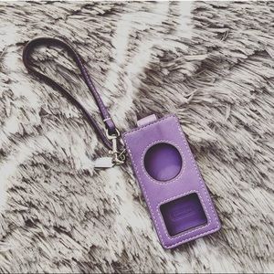 iPod Nano Vintage Lavender Coach Case